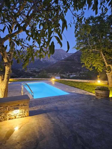 Askifou House | Patriko-Cozy villa on the foot of the mountains