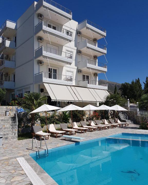 Dhermi Bed & Breakfast | Perivolos Apartments