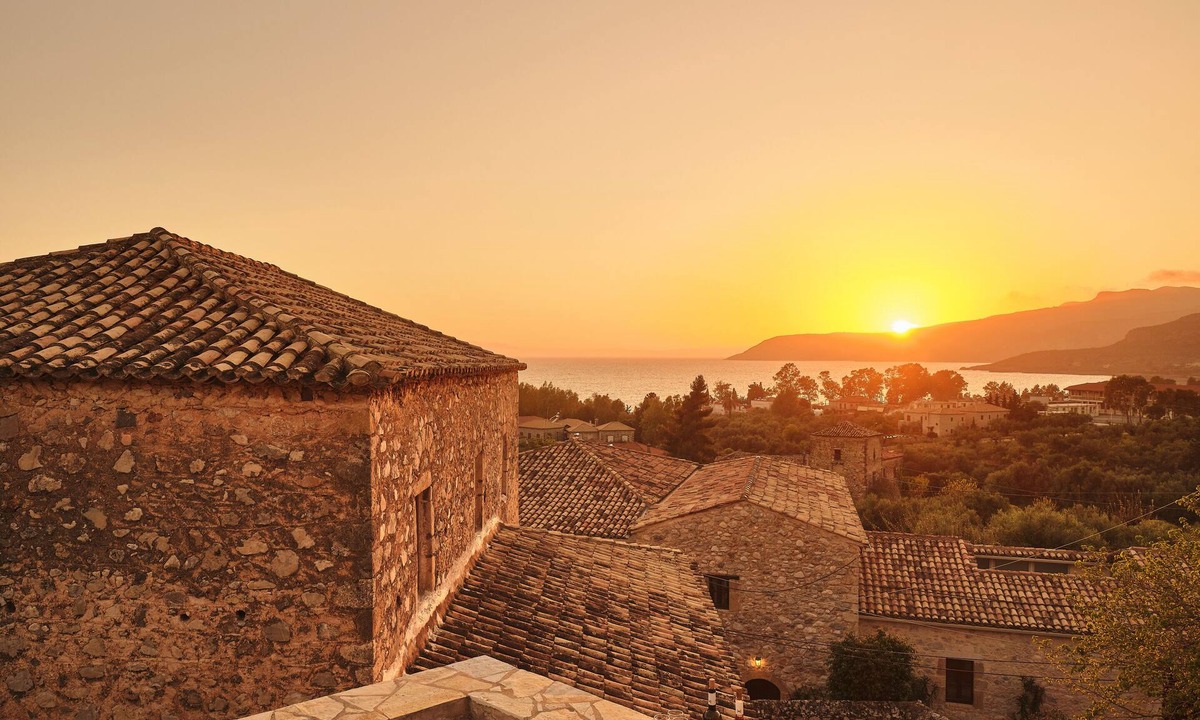 Kardamyli House | Petreas Tower