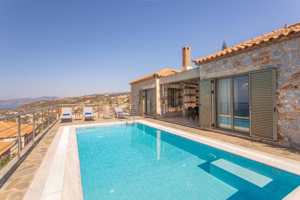 Lefktron Villa | PHAEDRA, Luxury Villa Private Infinity Pool Sea View Stoupa