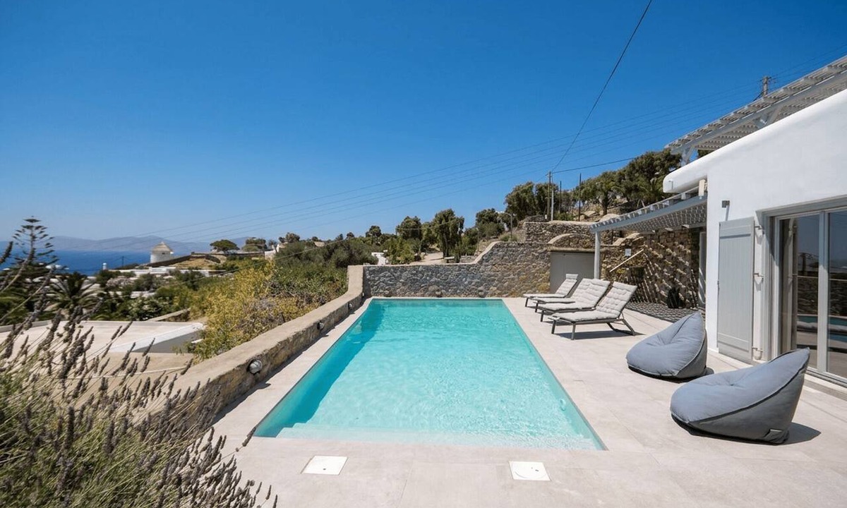 Mykonos Town Villa | Phos Chora - Six Bedroom Villa, Sleeps 12
