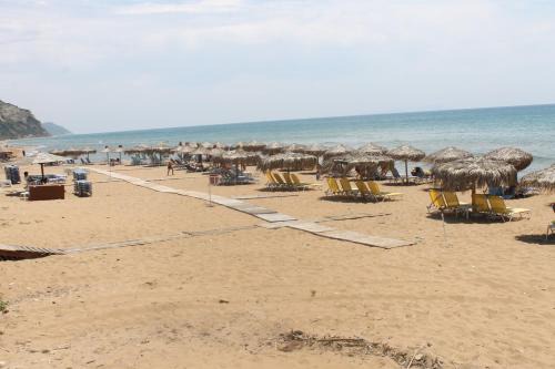 Gardenos Apartment | Pink House Socrates Corfu Beachside Retreats