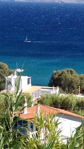 Ikaria House | Pipina's Beach Apartment