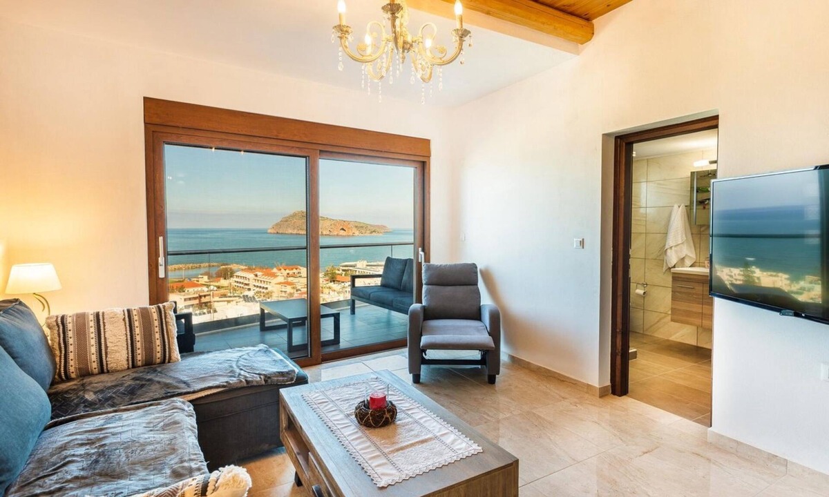 Platanias Town Apartment | Platania's Horizon