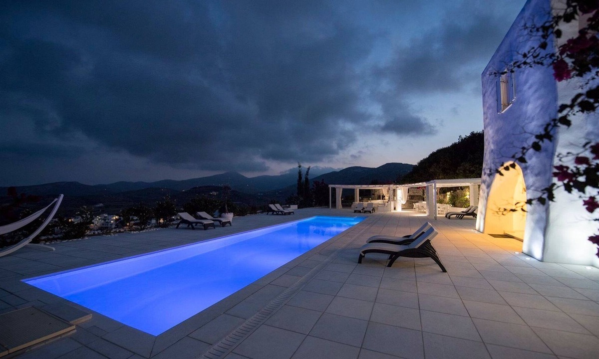 Paros Villa | Platinum Paros Villa | 6 Bedroom Villa | Private Pool & Stunning Sea View