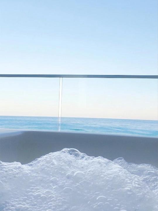 Chrisi Ammoudia Hotel | Pnoé Sea View Suites