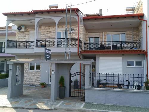 Ptolemaida Apartment | Polys Apartment and Paraskevi studio with view