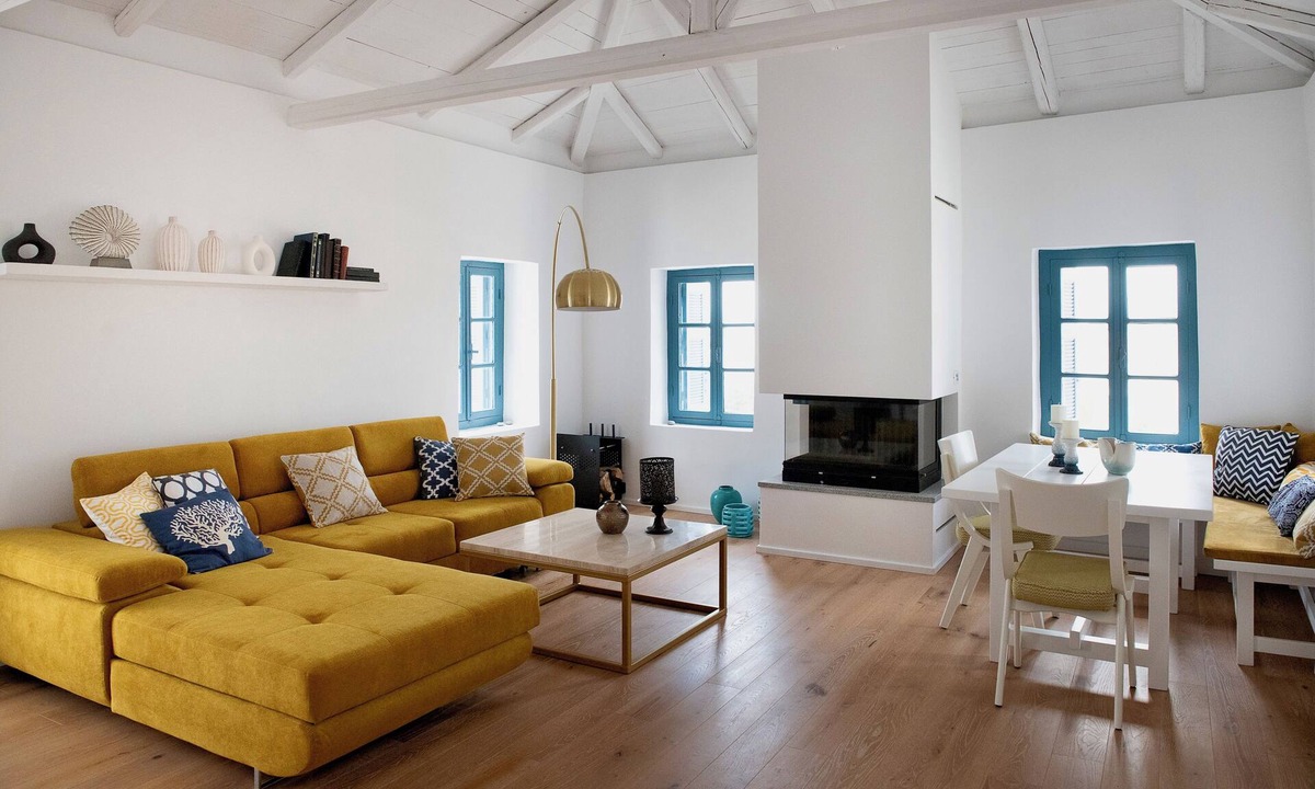Kalamata Villa | PositiveSpace Kalamata Heights - luxury and history with a view