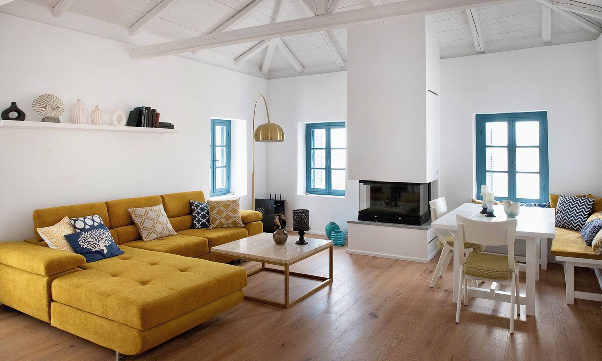 Kalamata Villa | Positivespace Kalamata Heights - Luxus und Historischer Charm mit Ausblick