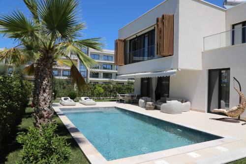 Ishem Villa | Premium Luxury Villa LEVEL