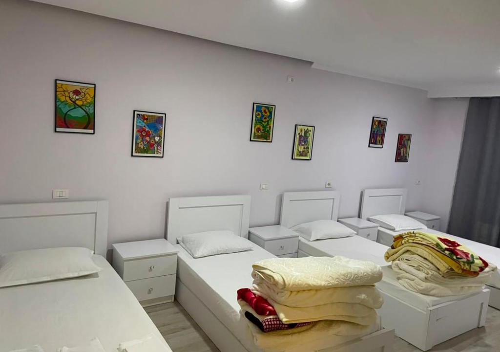 Albania House | Prestige ESP ROOMS