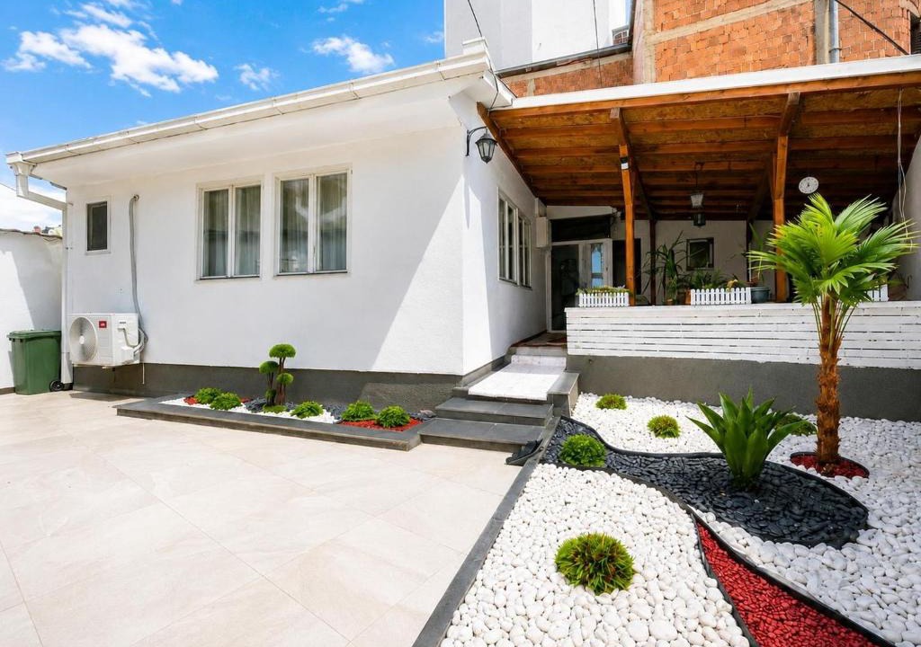 Kolovicë House | Prishtina Downtown Garden Home
