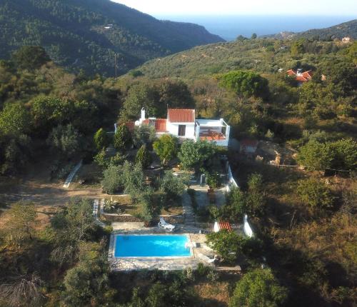 Skopelos Town Villa | Private Hilltop Villa with Pool & Panoramic Views - Country Villa Kalimera