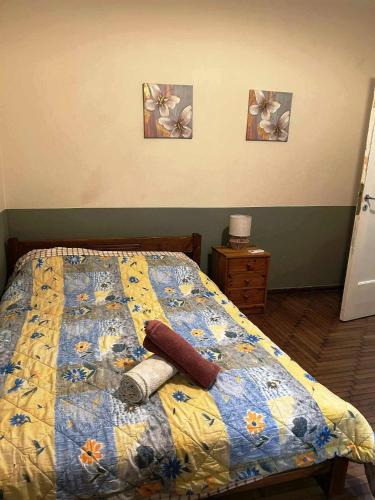Athens House | Private room for 3 in a dorm 5' from metro