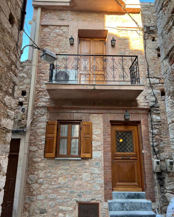 Pyrgi Apartment | Pyrgos Traditional House