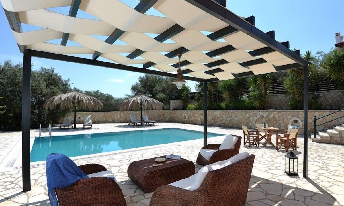 Gaios Villa | R 627 Master Villa with Private Pool Breakfast Included