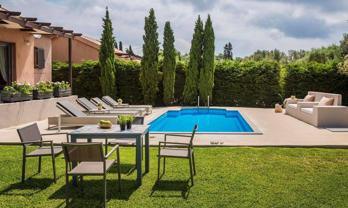 Svoronata Villa | Raxi - Two Bedroom Villa, Sleeps 4