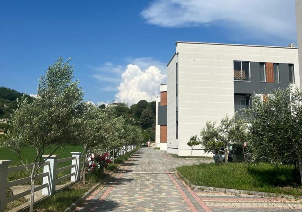 Ishem Hotel | Real Resort Albania