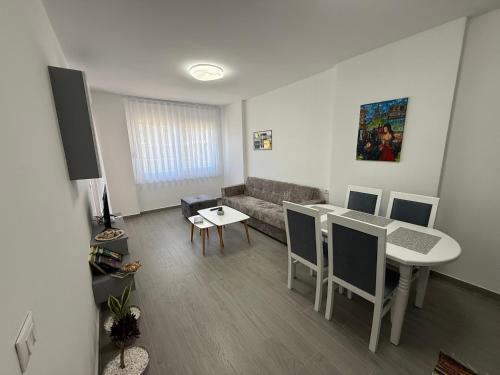 Shengjin Apartment | Rei Apartments