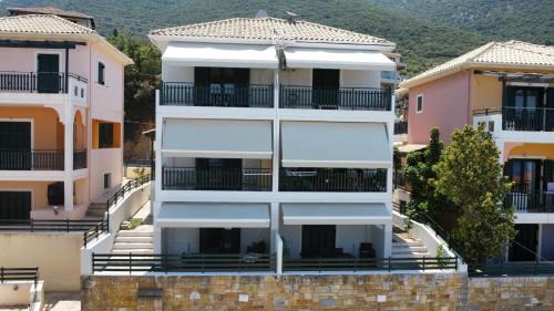 Nikiana Villa | Reis Villa