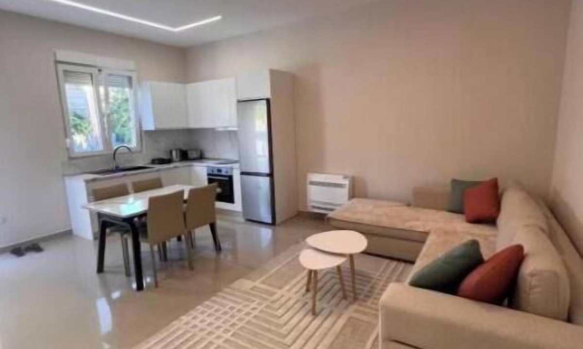Tirana House | Relax in Comfort at Aron Apartments – Your Peaceful Stay in Tirana