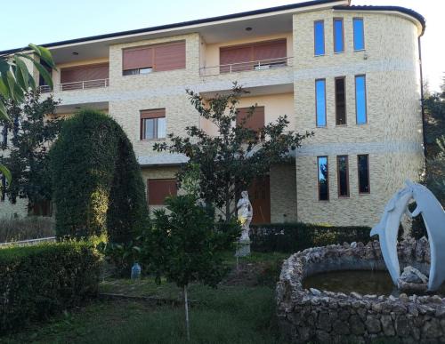 Mbrostar-Urë Apartment | Rental Villa Apollonia