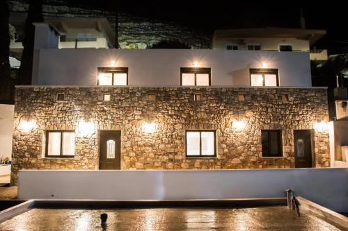 Agios Isidoros House | Roccia di Isidoro