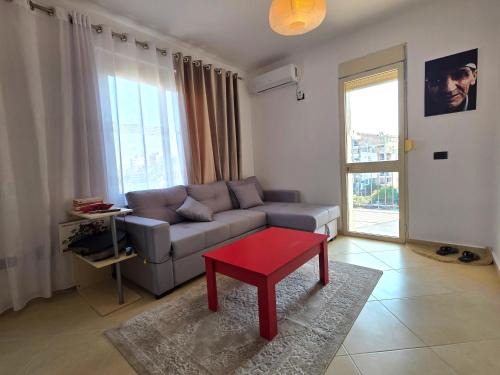 Shkembi i Kavajes Apartment | Rocking Sea