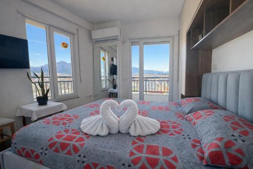 Kashar Apartment | Romantic Penthouse with Mountains View