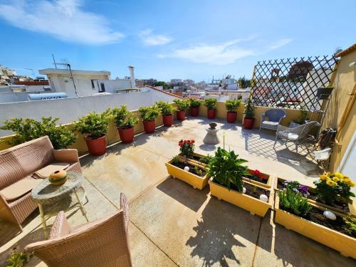 Agios Dimitrios Apartment | Roof Garden Loft