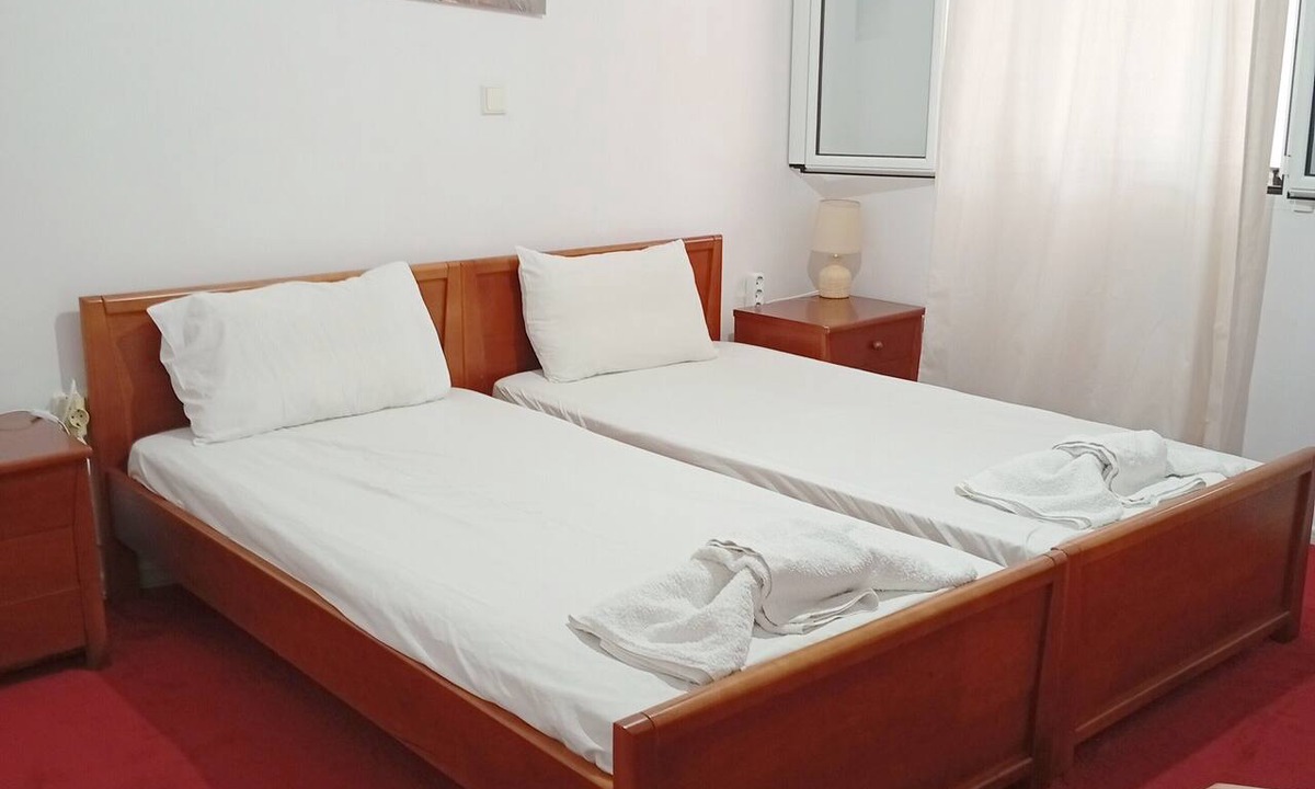 Episkopos Apartment | Room '1st Floor' with Sea View, Shared Pool and Wi-Fi
