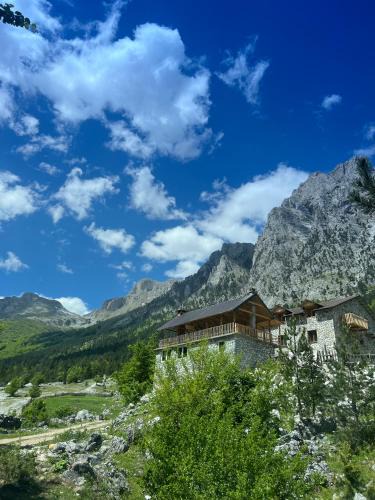 Theth House | Rosi peak Guesthouse