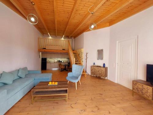 Kato Metochi Apartment | Roza Stone Suite with Hot Tub & Mountain view