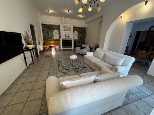 Sarande Villa | Saint 40 Suites Deluxe Villa