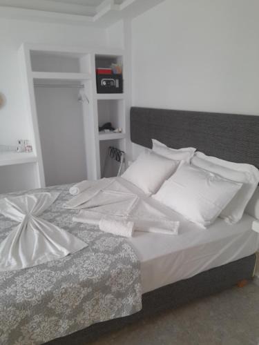 Antiparos Hotel | Sand rooms Antiparos