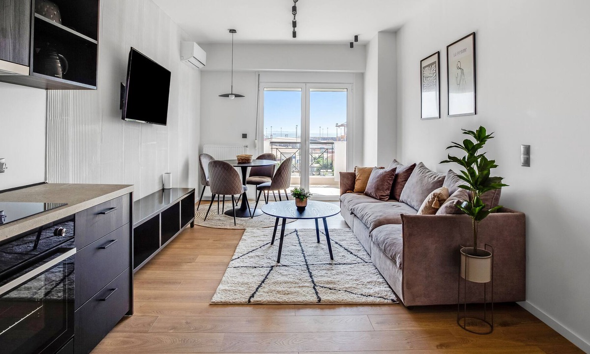 Thessaloniki Apartment | Sanders Arch - Endearing 1-Bdr. Apt. w/ Balcony