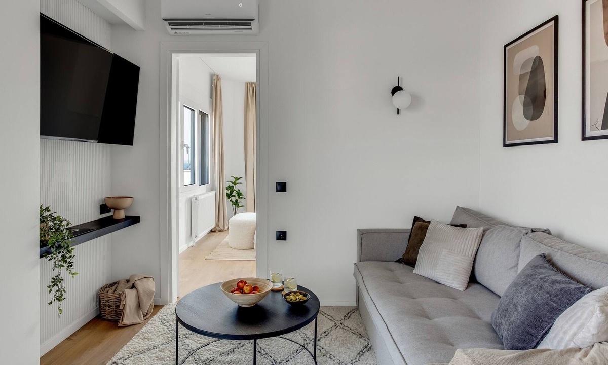 Thessaloniki Apartment | Sanders Arch - Inviting 1-Bdr. Apt. w/ Balcony