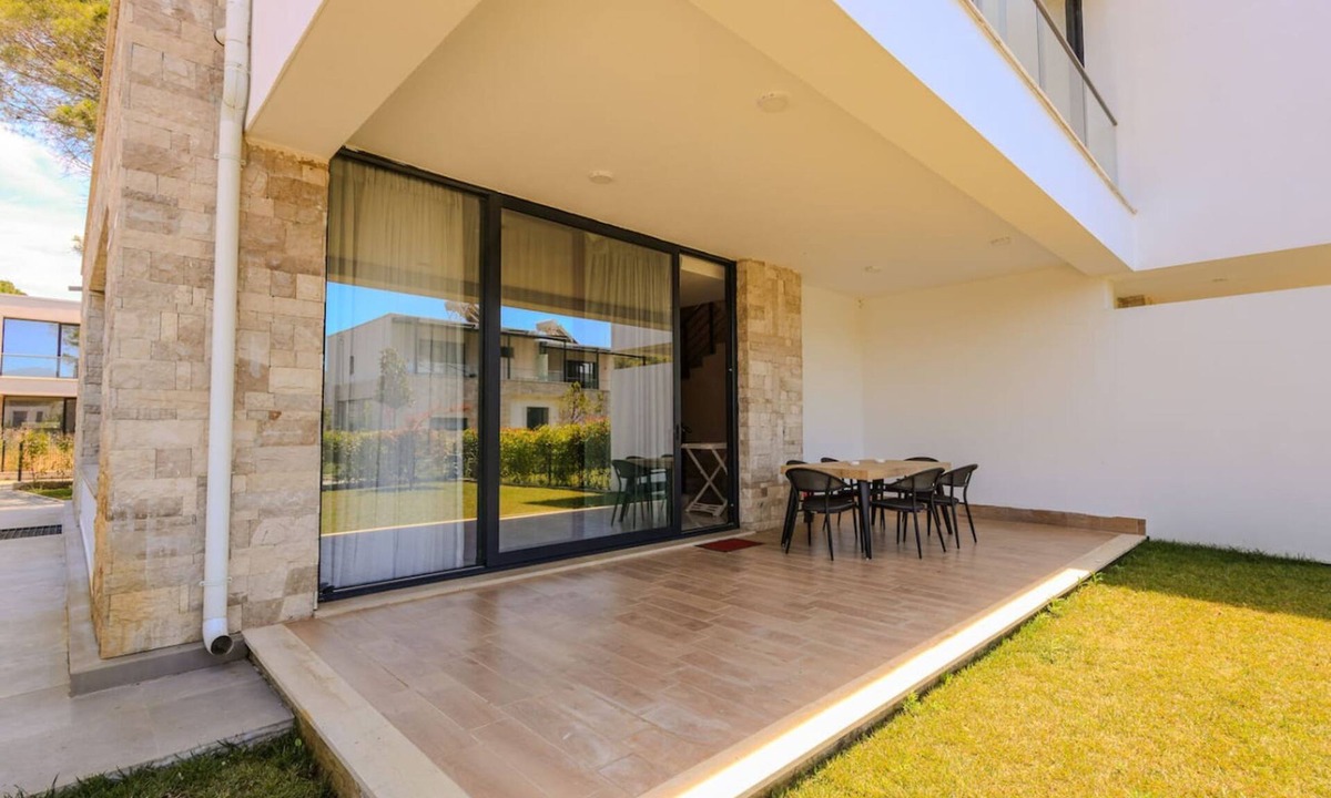 Ishem Apartment | SanPietro Vacation Villa 012