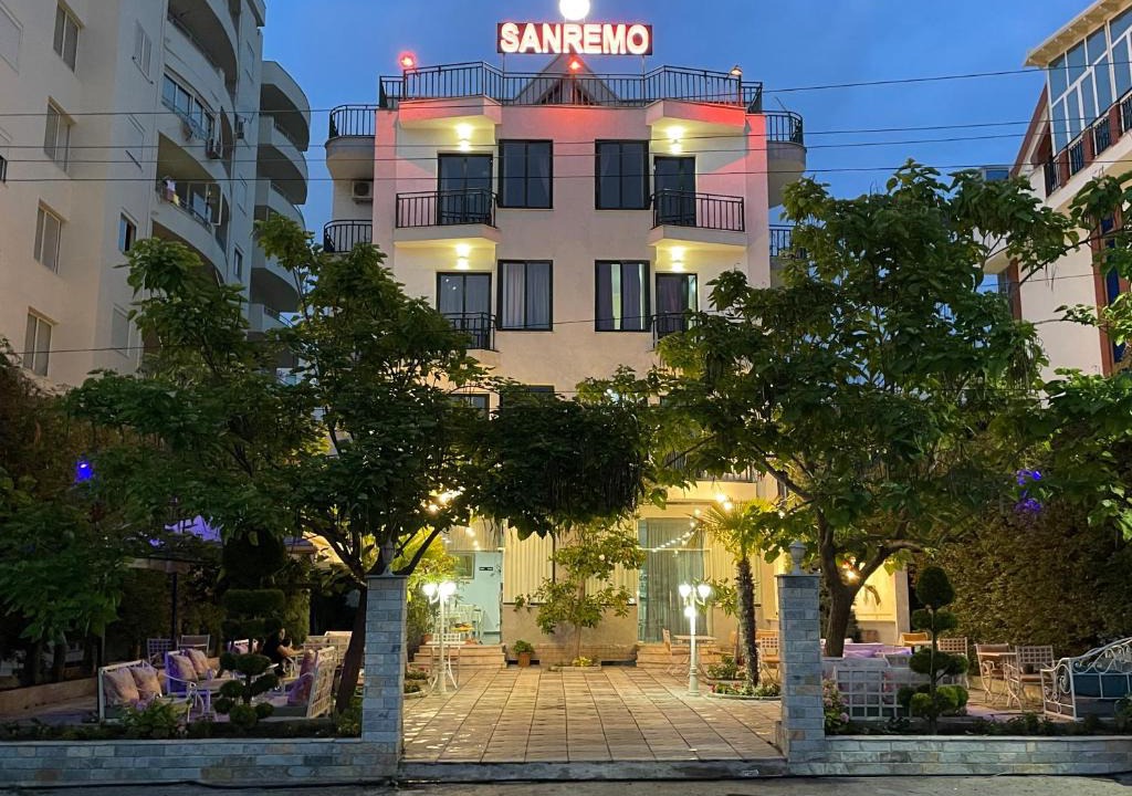 Shkembi i Kavajes Hotel | Sanremo Hotel Restorant