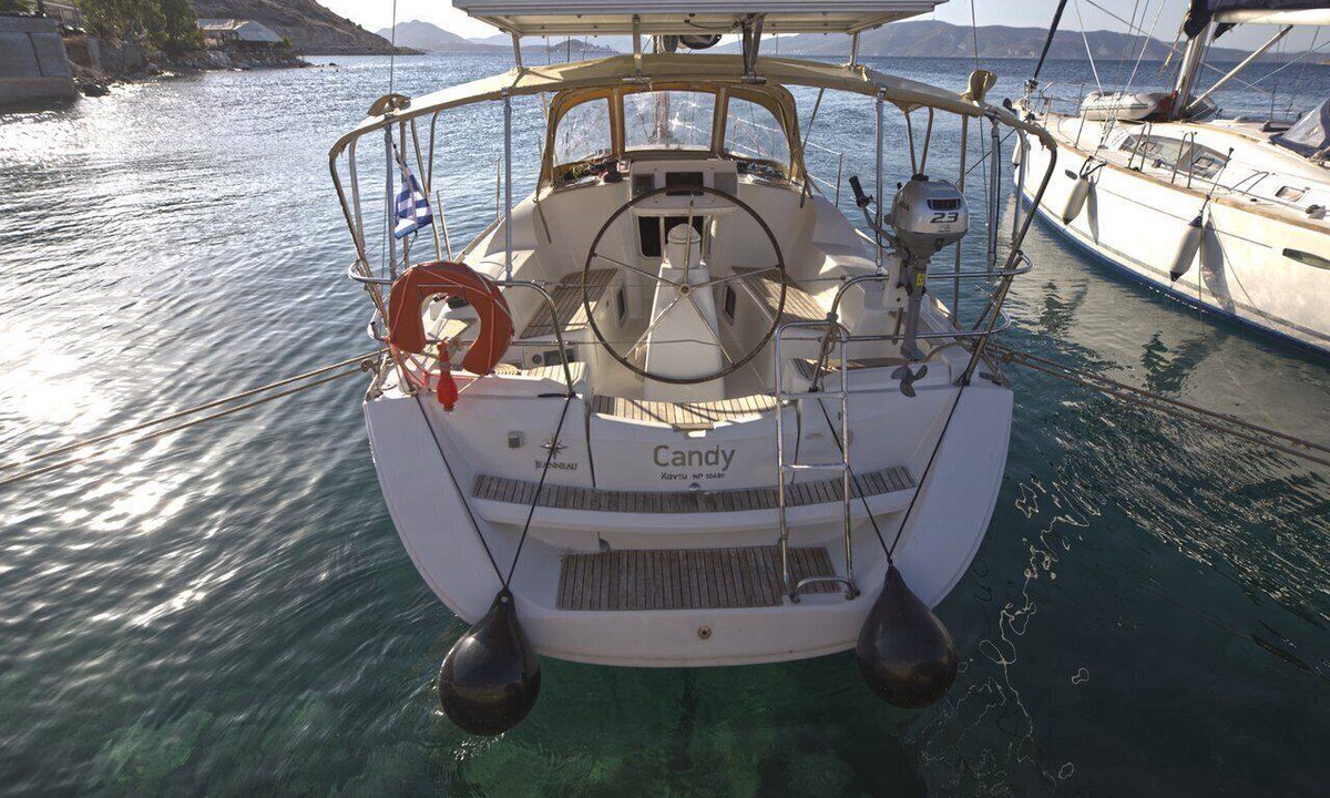 Pachi Boat Rental | Saronic Isles Sailing: Sun-Kissed Beaches and Azure Waters