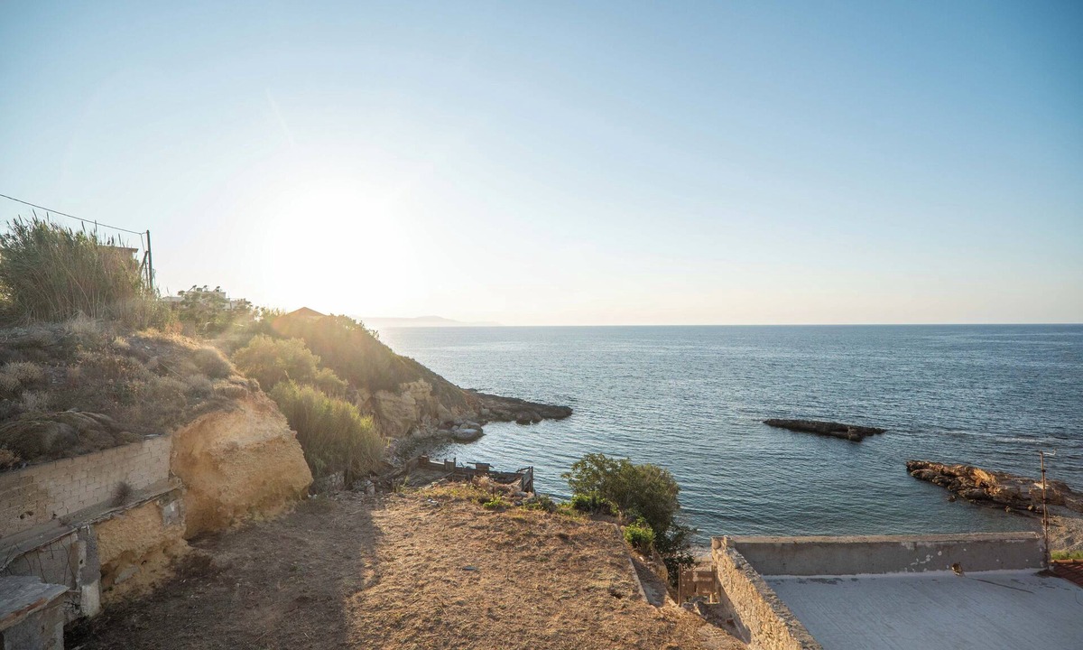 Halepa Apartment | SEA GEM APARTMETS steps from the sand