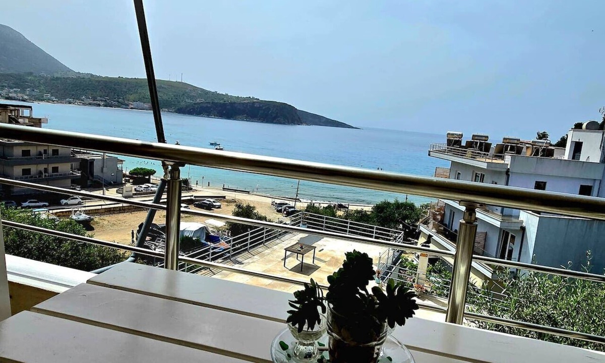 Himare Apartment | Sea Side Serenity 8: 3 guests