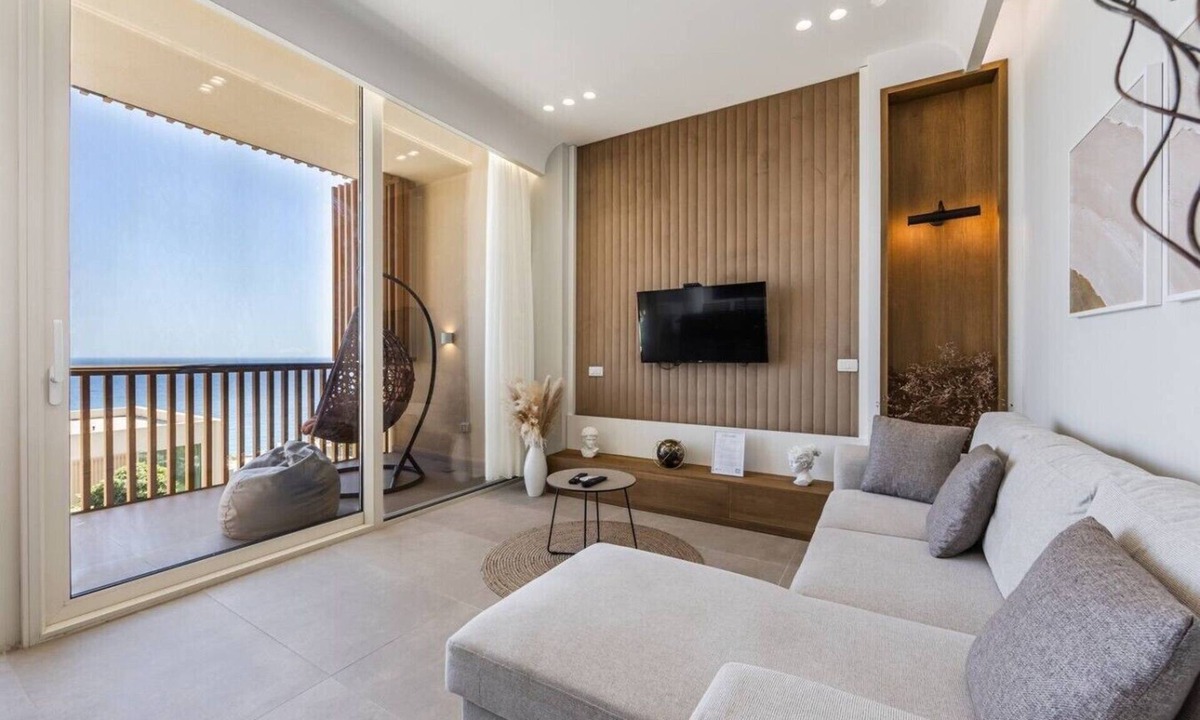 Jala Apartment | Sea View Panorama | Green Coast 2BR Patio Retreat by PikHost