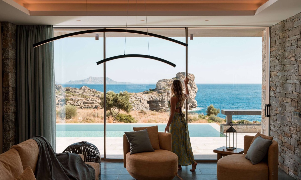 Vizari Villa | SeaCrete villa, heated pool, hamam and private beach!