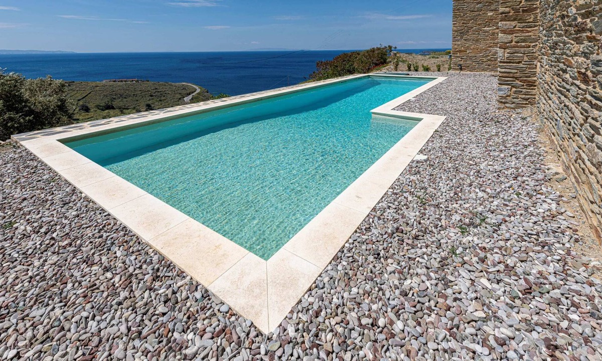Batsi Villa | Seafront Sparkling Getaway - Cecilia Paradise Gem