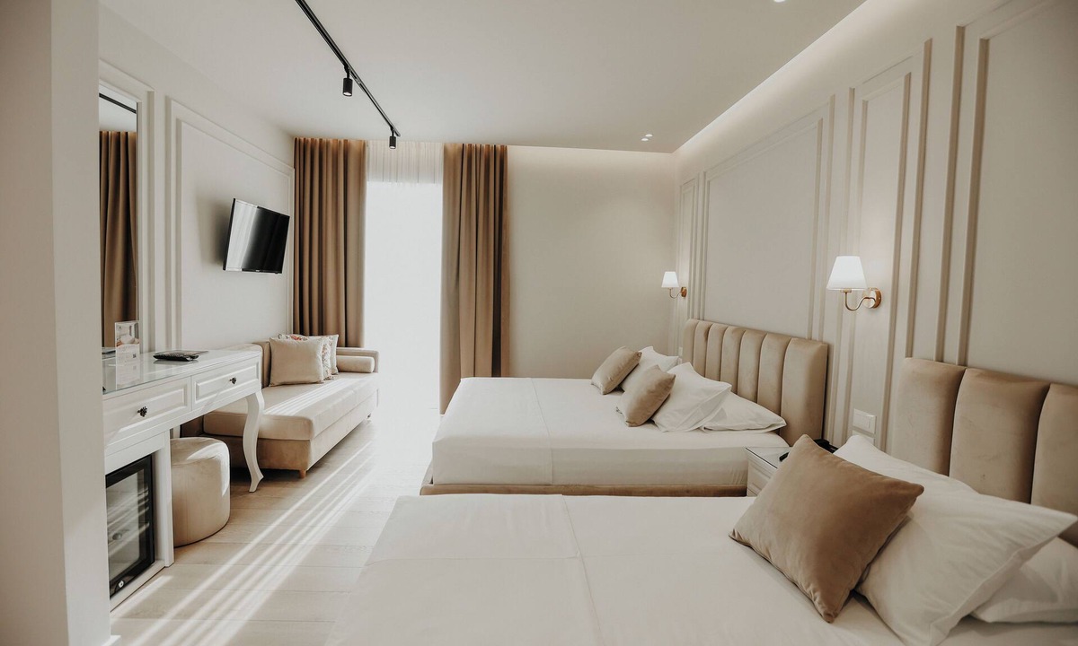 Vlore Hotel | Seaside Hotel