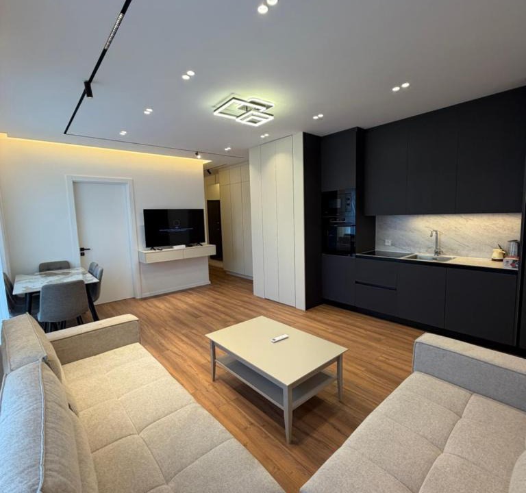 Pejë Apartment | Skyline Penthouse 1