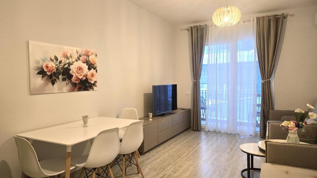 Shengjin Apartment | SOLIS Residence,Fleur Apartments