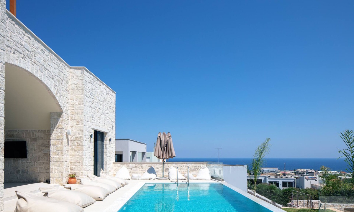 Atsipópoulon Villa | Sorin Villa, boasting Pool & Heated Whirlpool