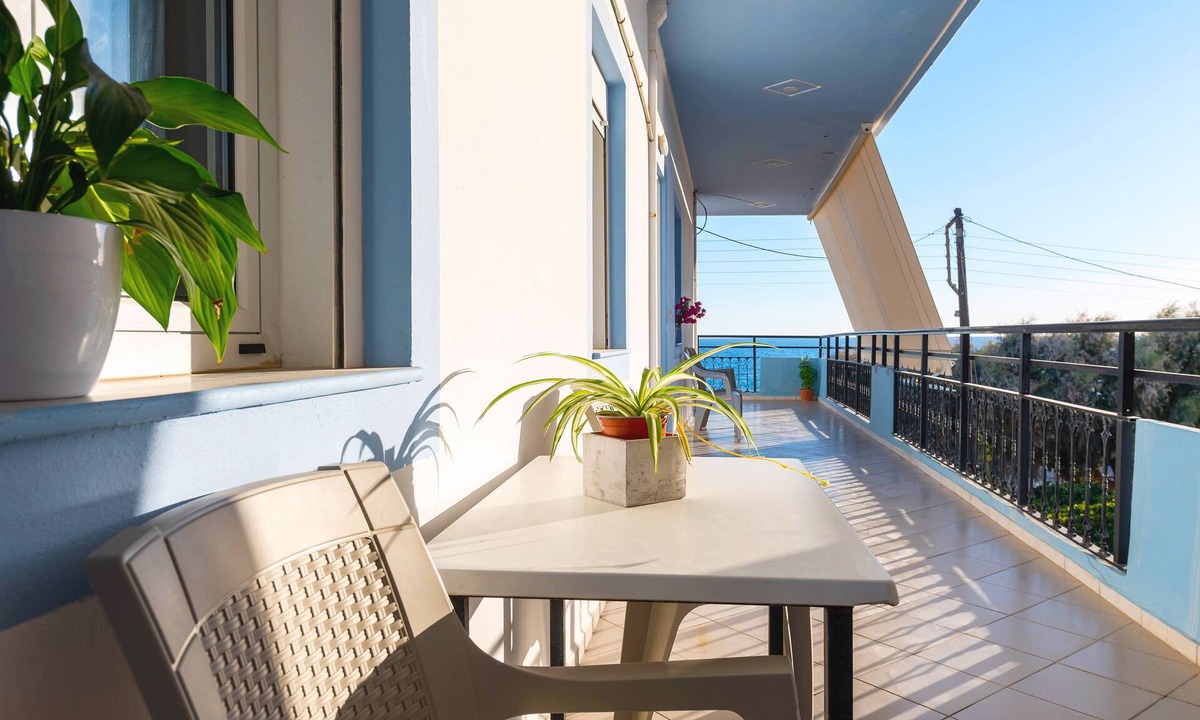 Myrtos Apartment | Soso's Apartments